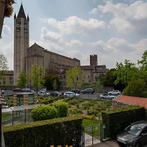 Posto Unico , Verona Italy