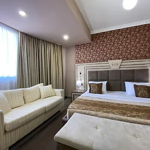 Deluxe 4*, Tirana Albania